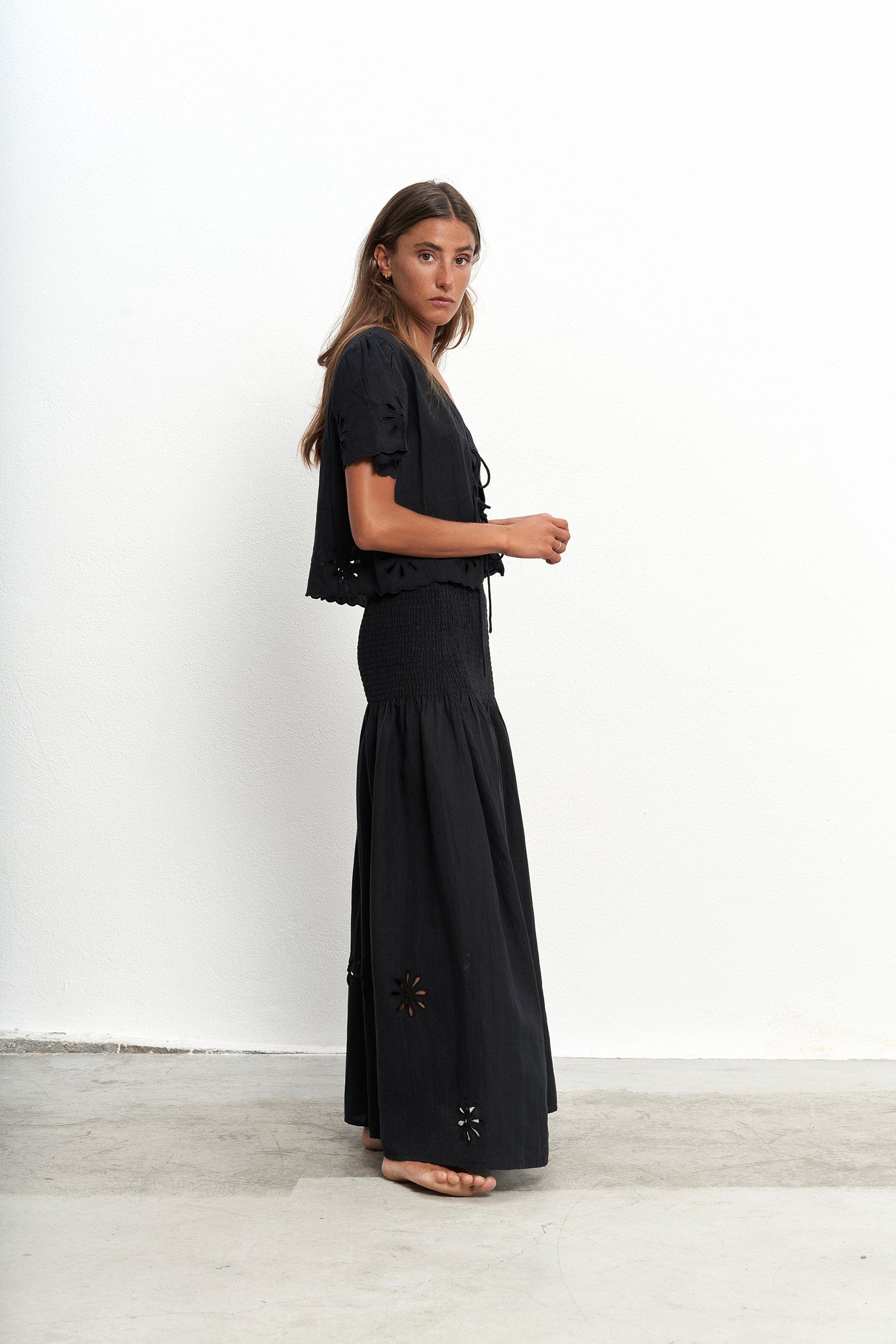 ALMA BLACK SHIRT
