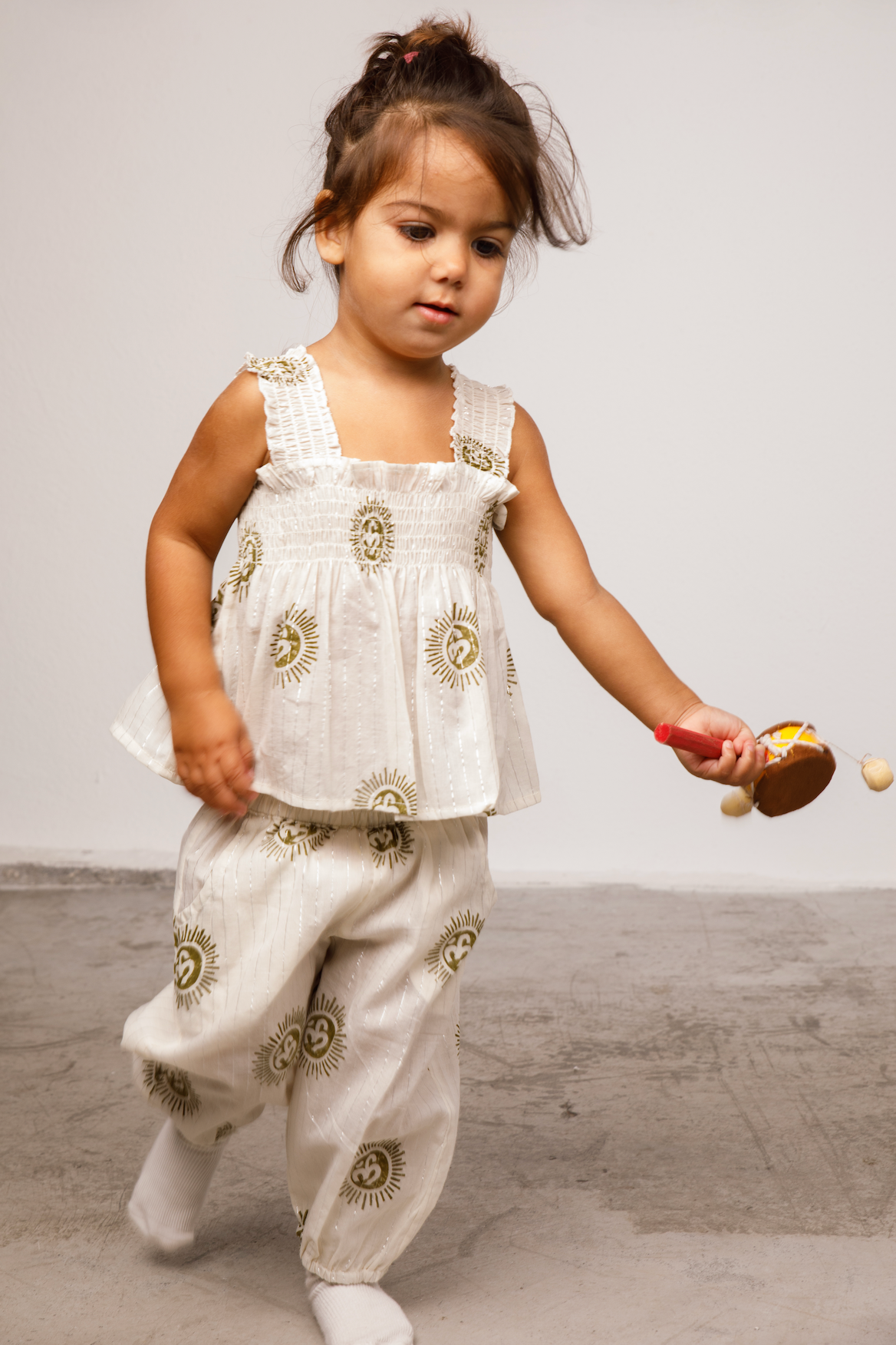 Bee Kids Top