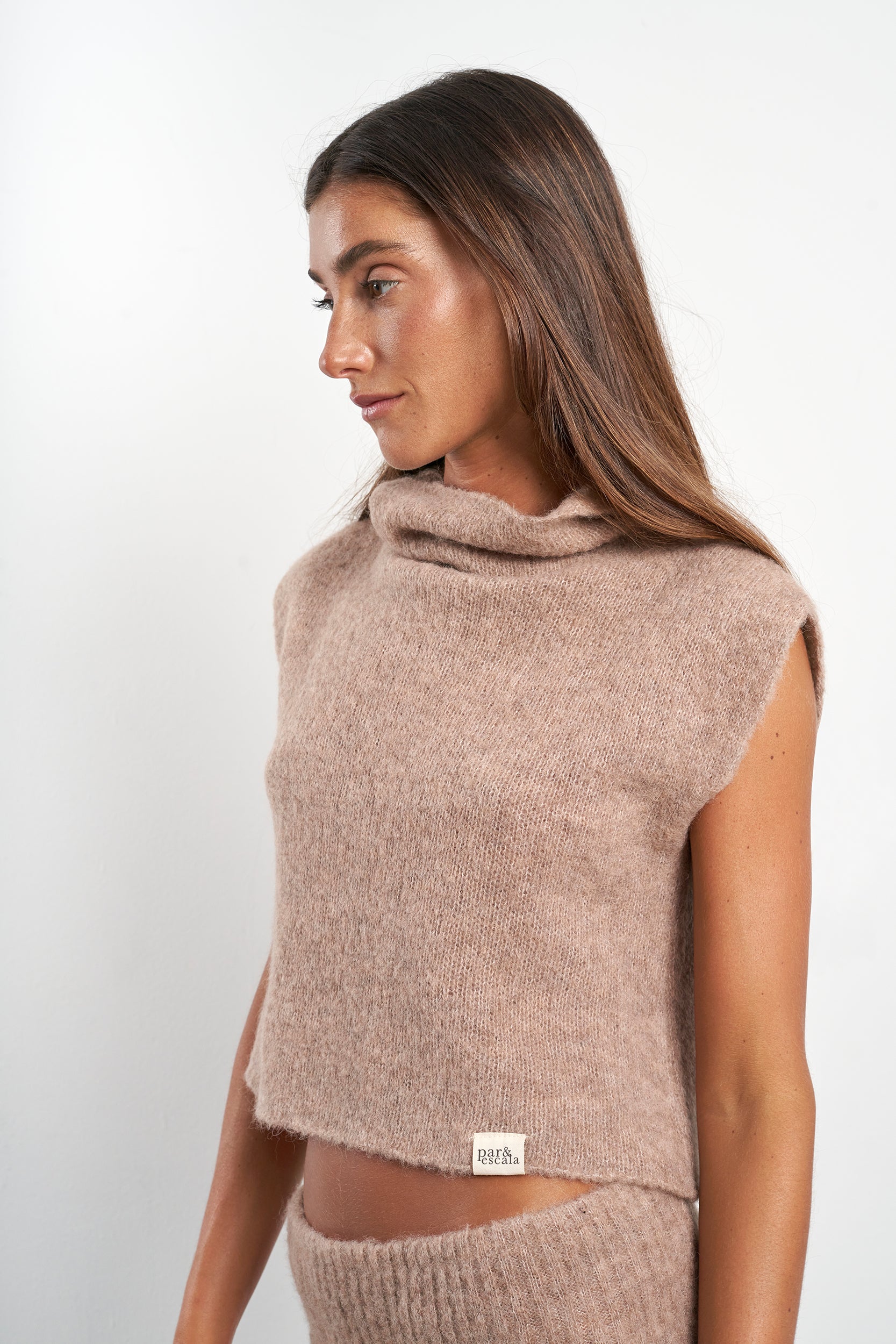 Indira Vest