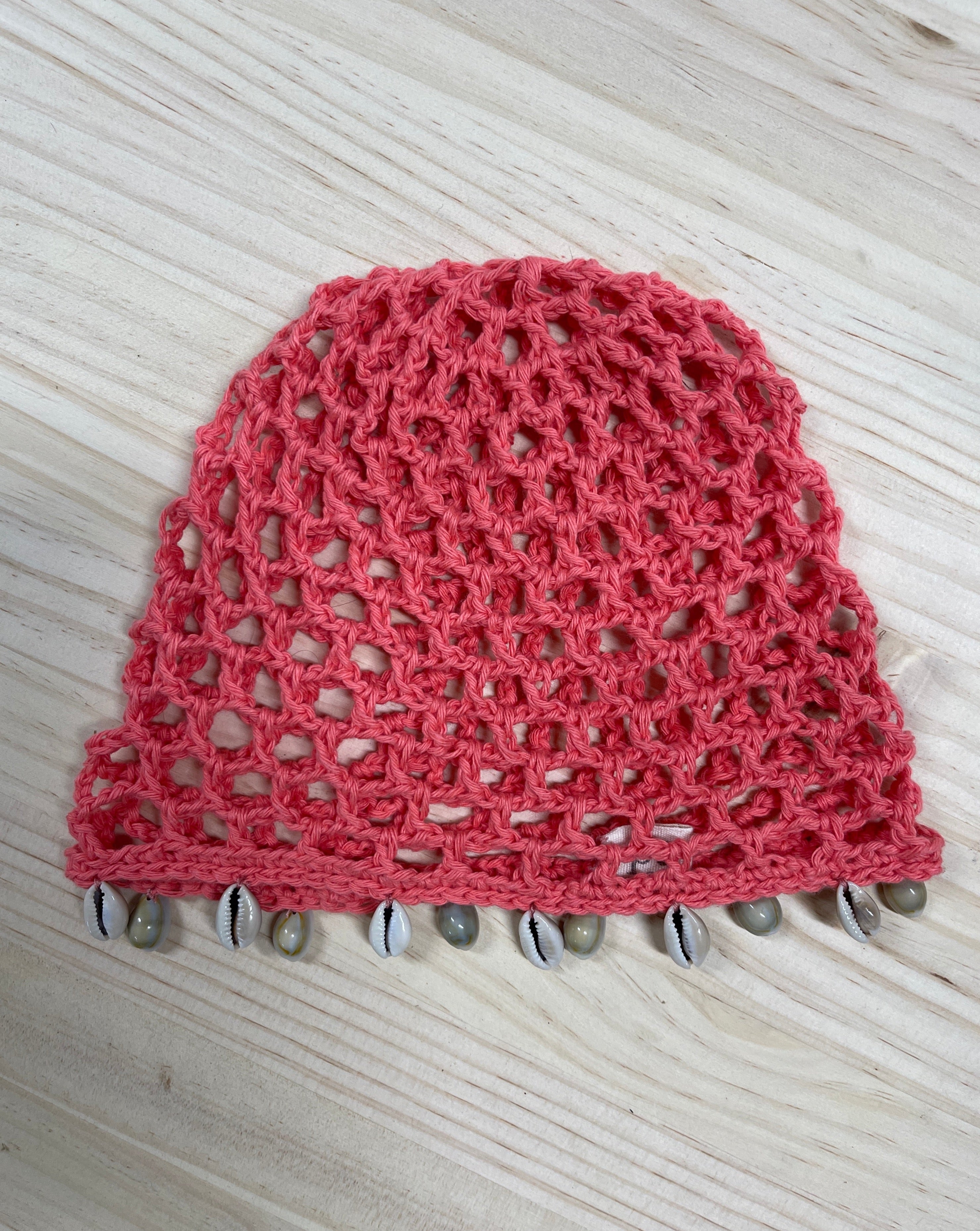 SHELLS HAT CORAL