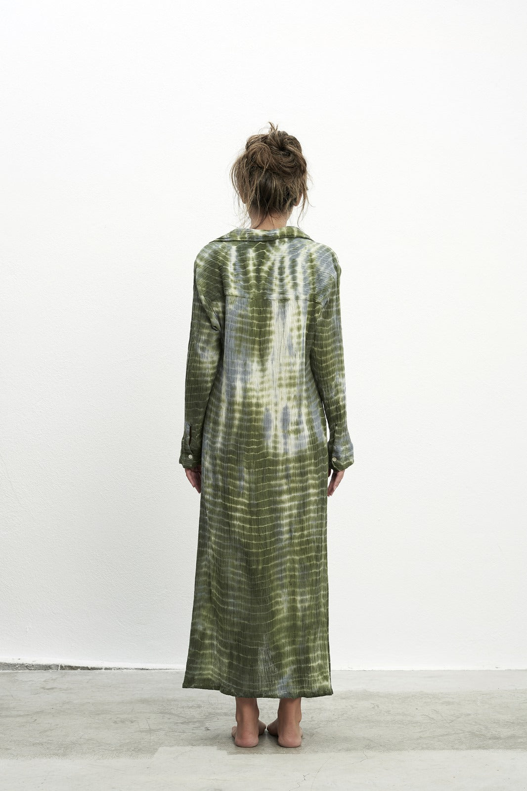 AMELIA GREEN DRESS - Par y escala